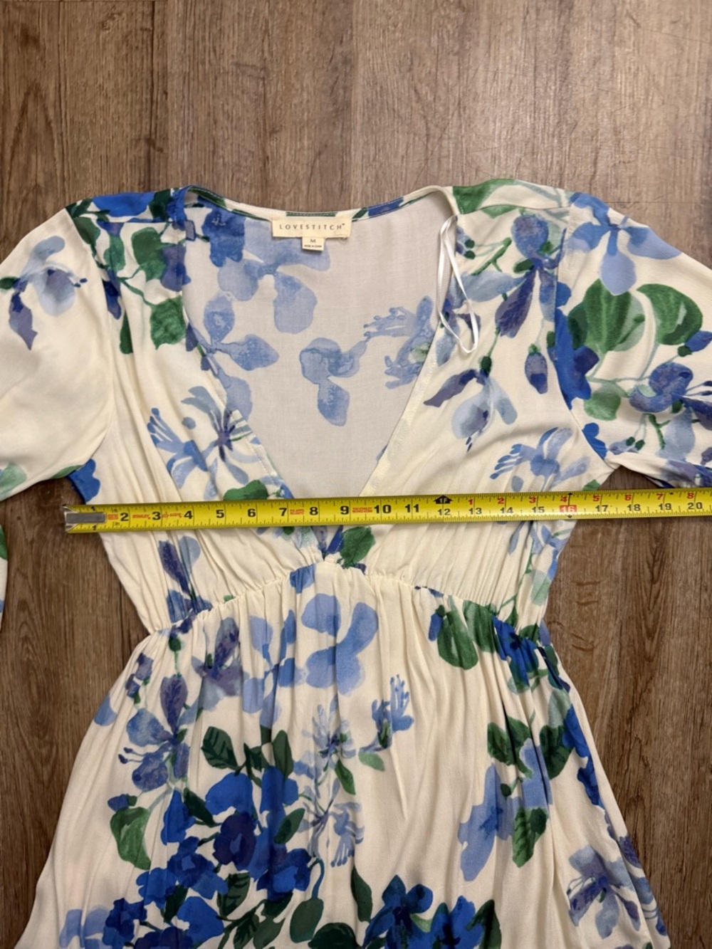 Lovestitch • Blue Hawaiian Resort Dress - Picture 7 of 12
